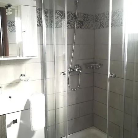 Irini Appartement *